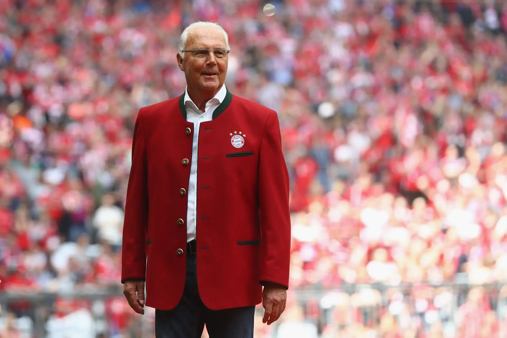 Ruhe in Frieden, Kaiser! O mundo do futebol reage à morte de Franz Beckenbauer