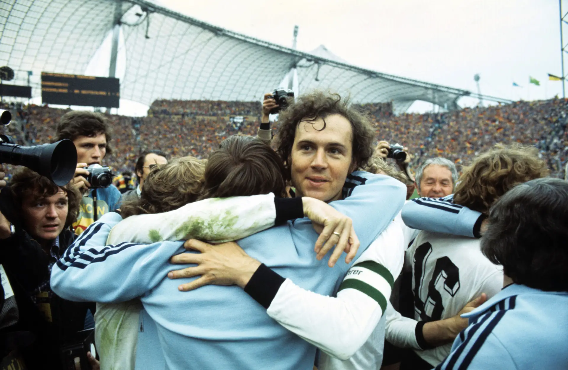 Beckenbauer modernizou o futebol, acelerou-o, tornou-o mais bonito. Nada podia correr mal com o Franz