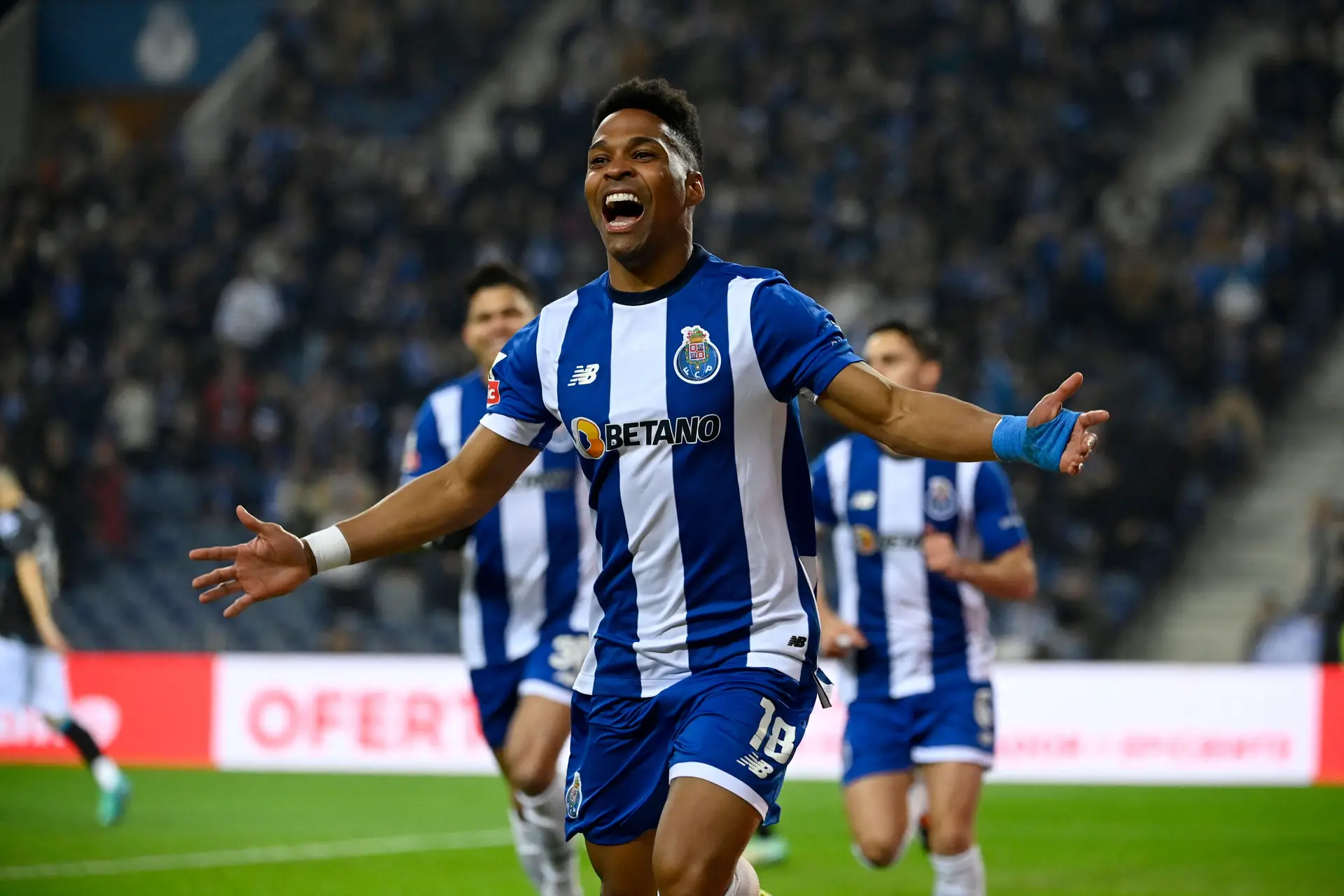 Da renovada versão de Wendell à nova pele tática, o FC Porto da metamorfose mantém o sorriso