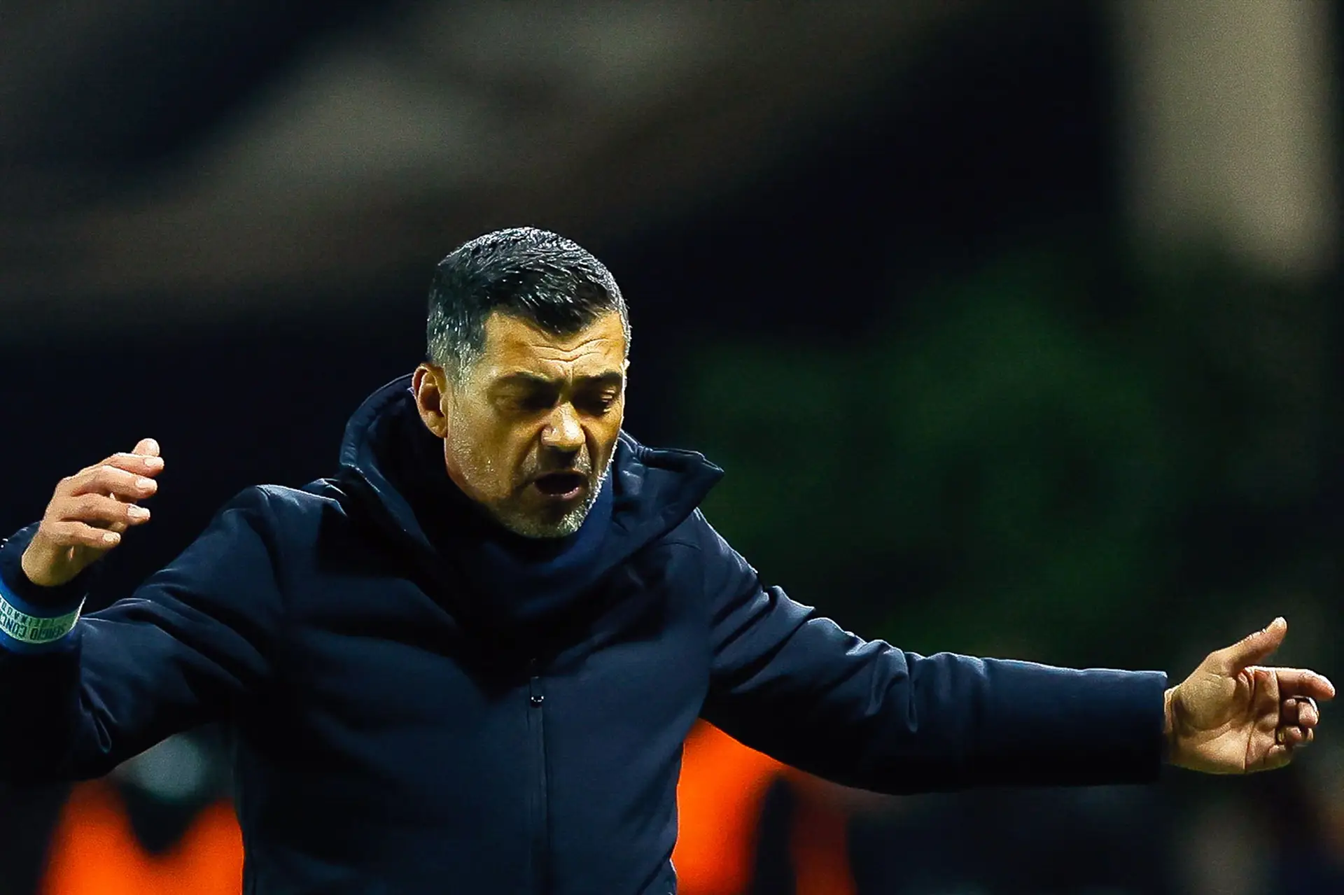 Sérgio Conceição e Taremi: “Se eu sentisse que um jogador não estava comprometido, podia chamar-se Maradona, comigo não tinha hipótese”