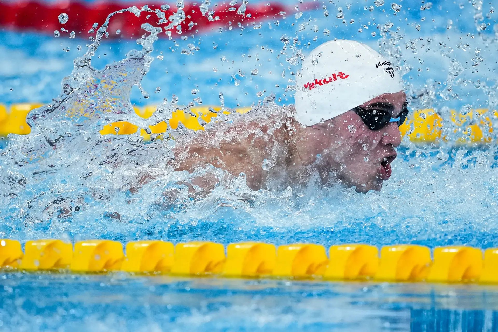 Diogo Ribeiro está, pela segunda vez na carreira, na final dos 50 metros mariposa dos Europeus de natação