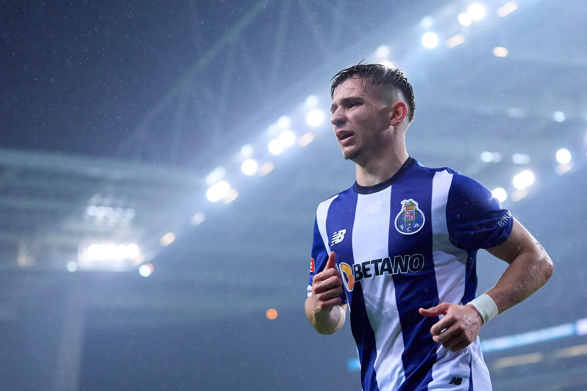 FC Porto aciona cláusula de recompra por Francisco Conceição