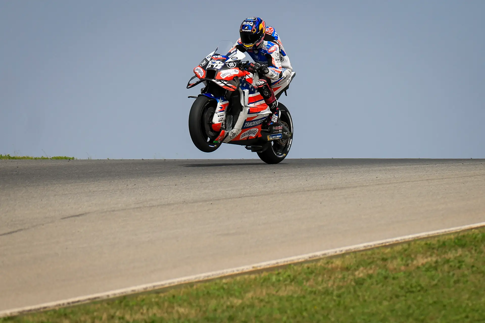 MotoGP: Miguel Oliveira foi 12.º na corrida ao sprint vencida por Viñales no Algarve