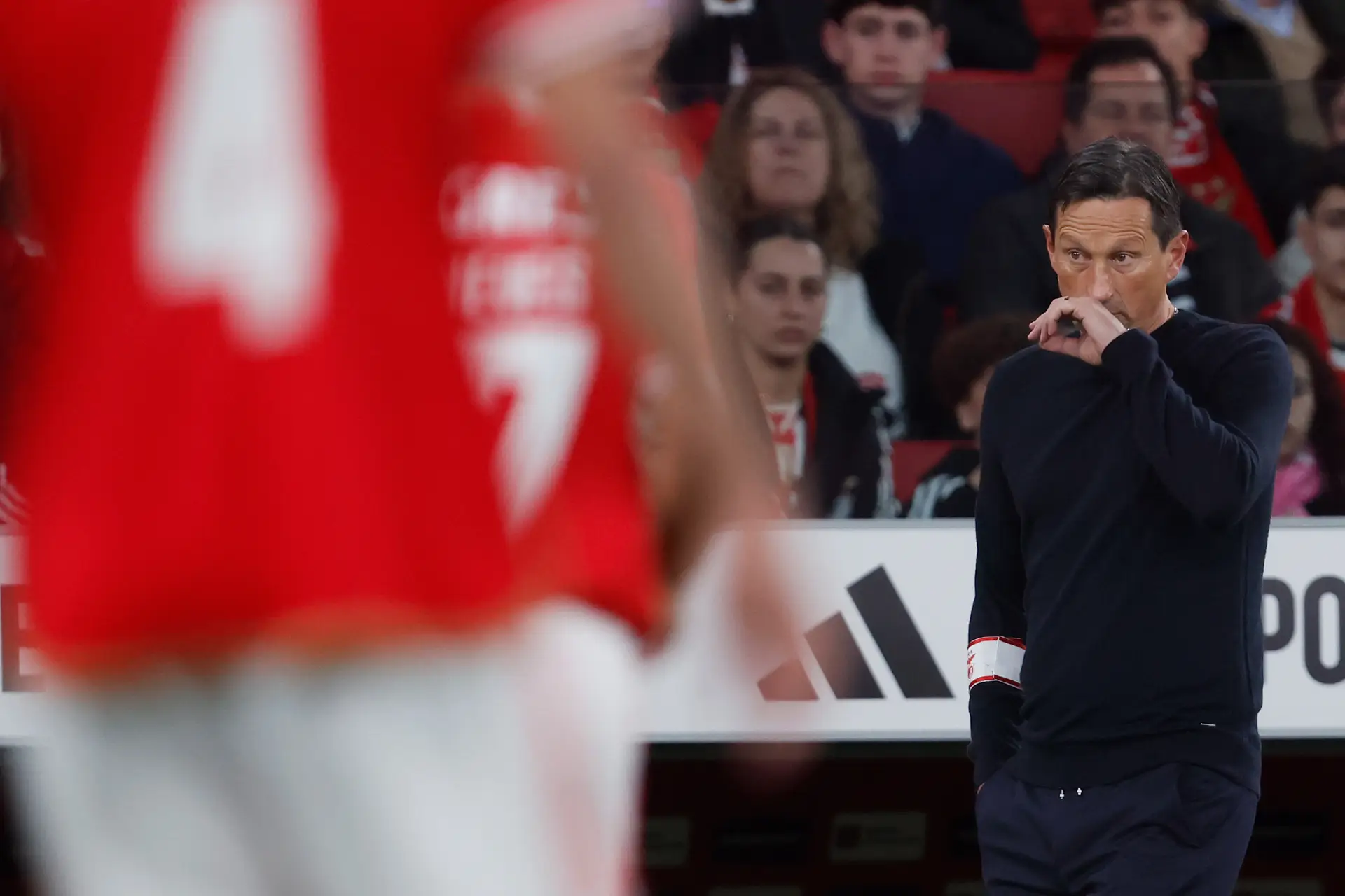 Roger Schmidt: "Continuamos no campeonato e na Liga Europa. Se jogarmos sempre assim, tudo é possível"
