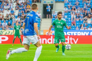 De 2020/21 até 2023, Filipe (à direita) jogou no Radomiak Radom da Polónia