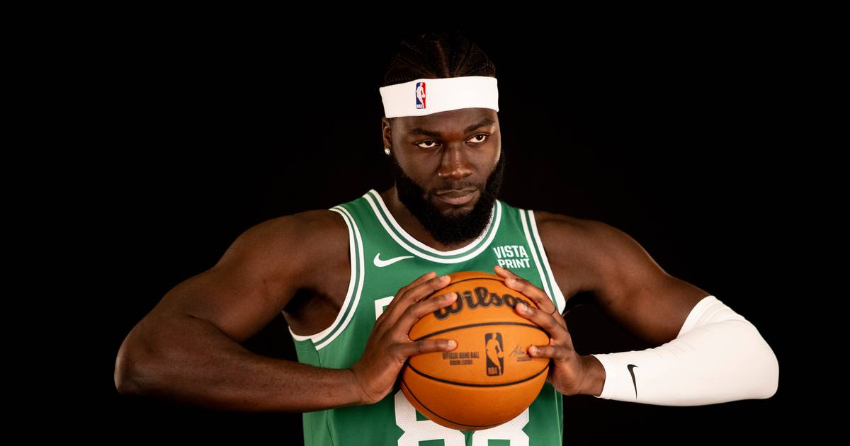 Campeões Boston Celtics confirmam continuidade de Neemias Queta