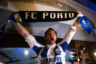 Após 42 anos, uma revolução (quase) pacífica chegou com a vitória de André Villas-Boas: “Graças a vocês o FC Porto está livre de novo”