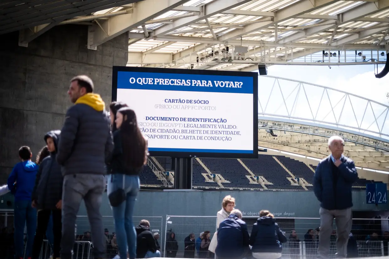 Eleições FC Porto 19 imagens do dia em que os sócios do clube escolheram a revolução e