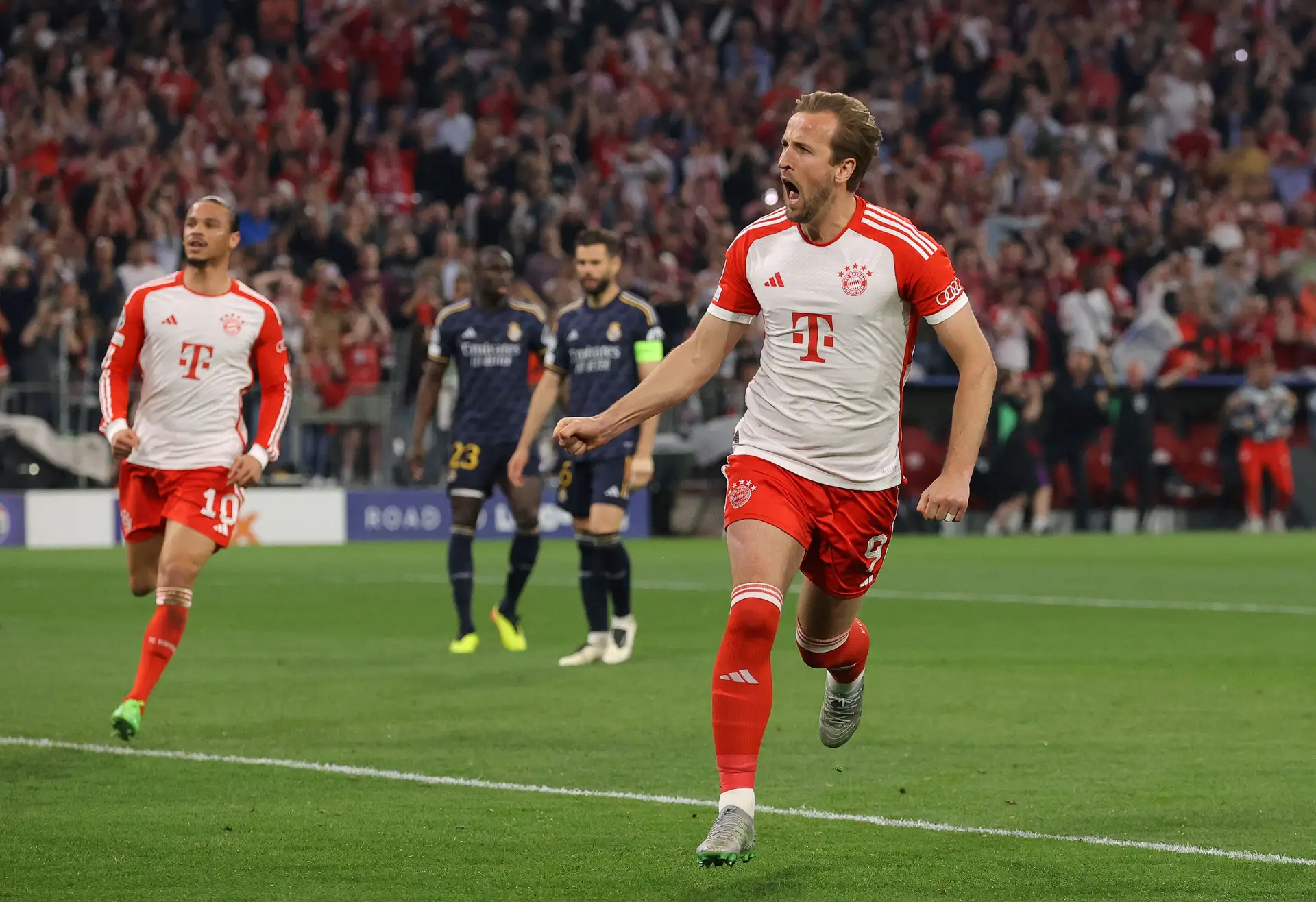 O Bayern Munique voltou a sentir-se grande nas pegadas de tédio do Real Madrid