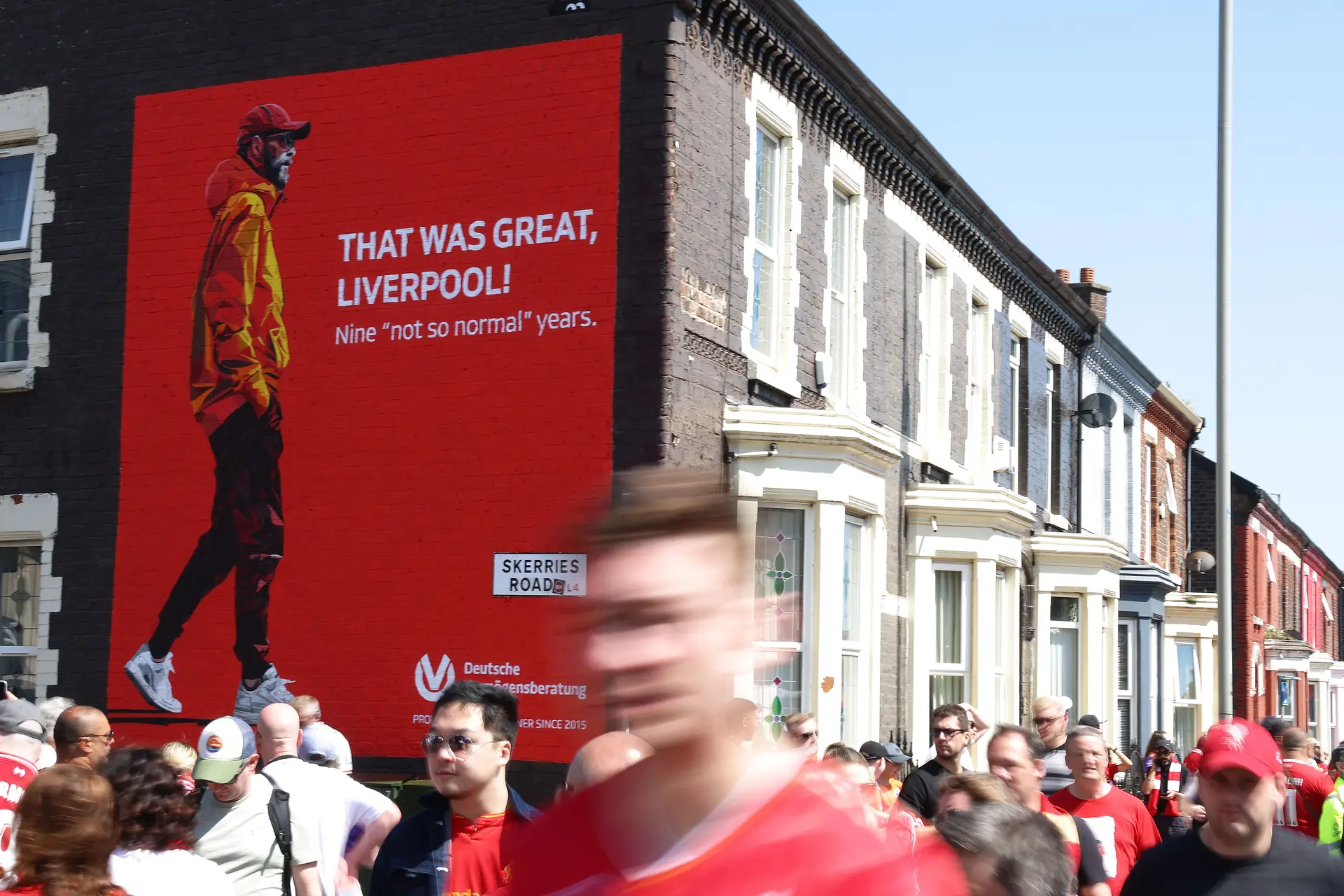 “Nunca mais caminharei sozinho”: o profeta Klopp despede-se do Liverpool e de Liverpool, “a cidade dos braços abertos”