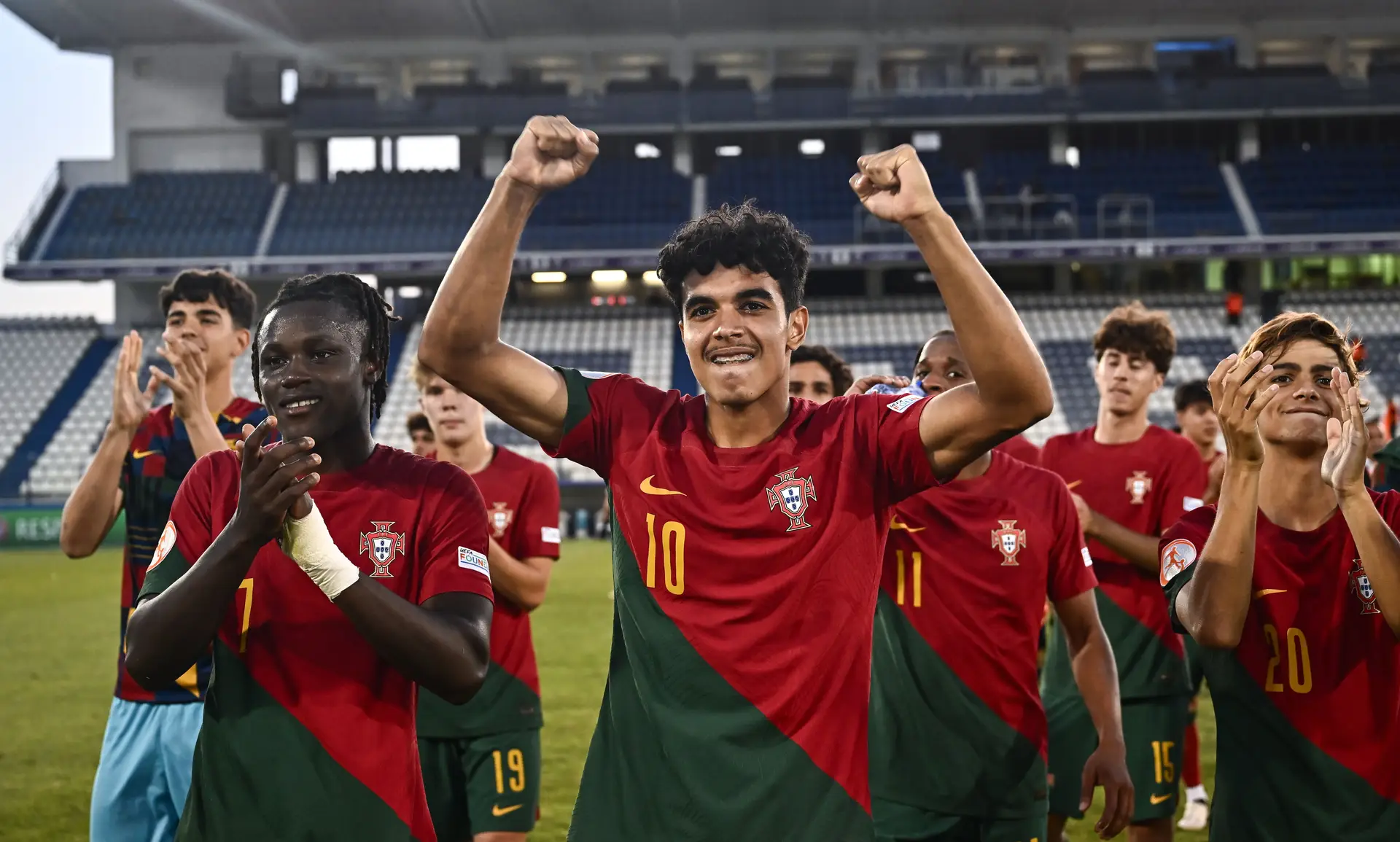 Portugal desperdiçou mas foi Felicíssimo e já Mora nas meias-finais do Euro sub-17