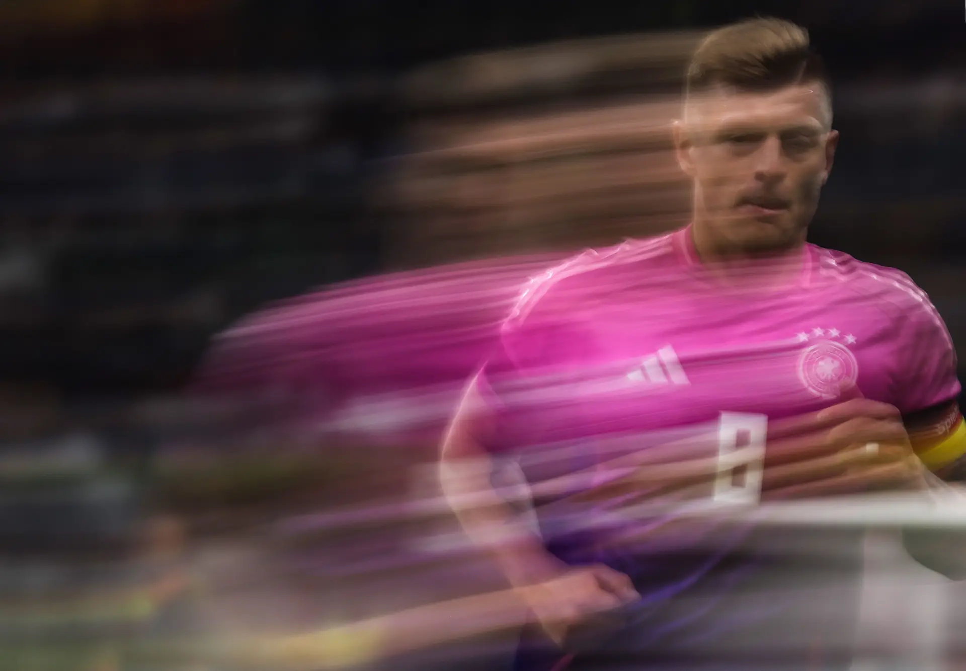 Toni Kroos, o alemão que domina o futebol tão silenciosamente que muita gente nem o vê