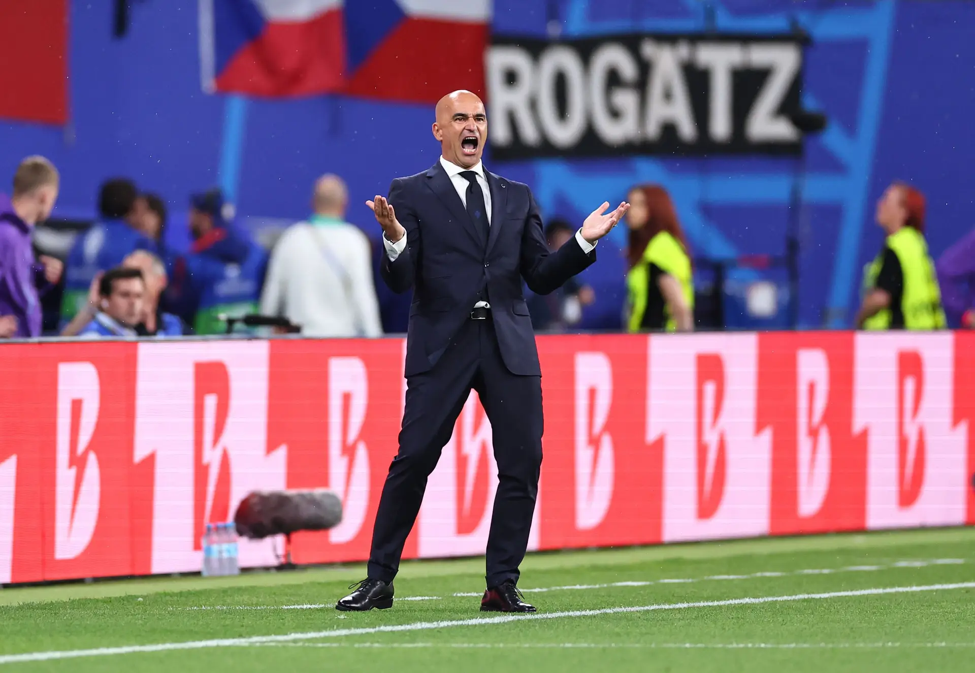 Roberto Martínez: “Mostrámos valores de uma equipa com resiliência, vontade e crença. Um balneário que quer dar tudo por Portugal”