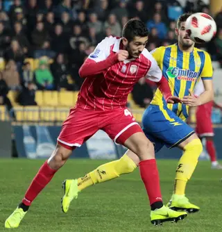 Na época 2018/19, Dinis Almeida jogou no Xanthi na Grécia