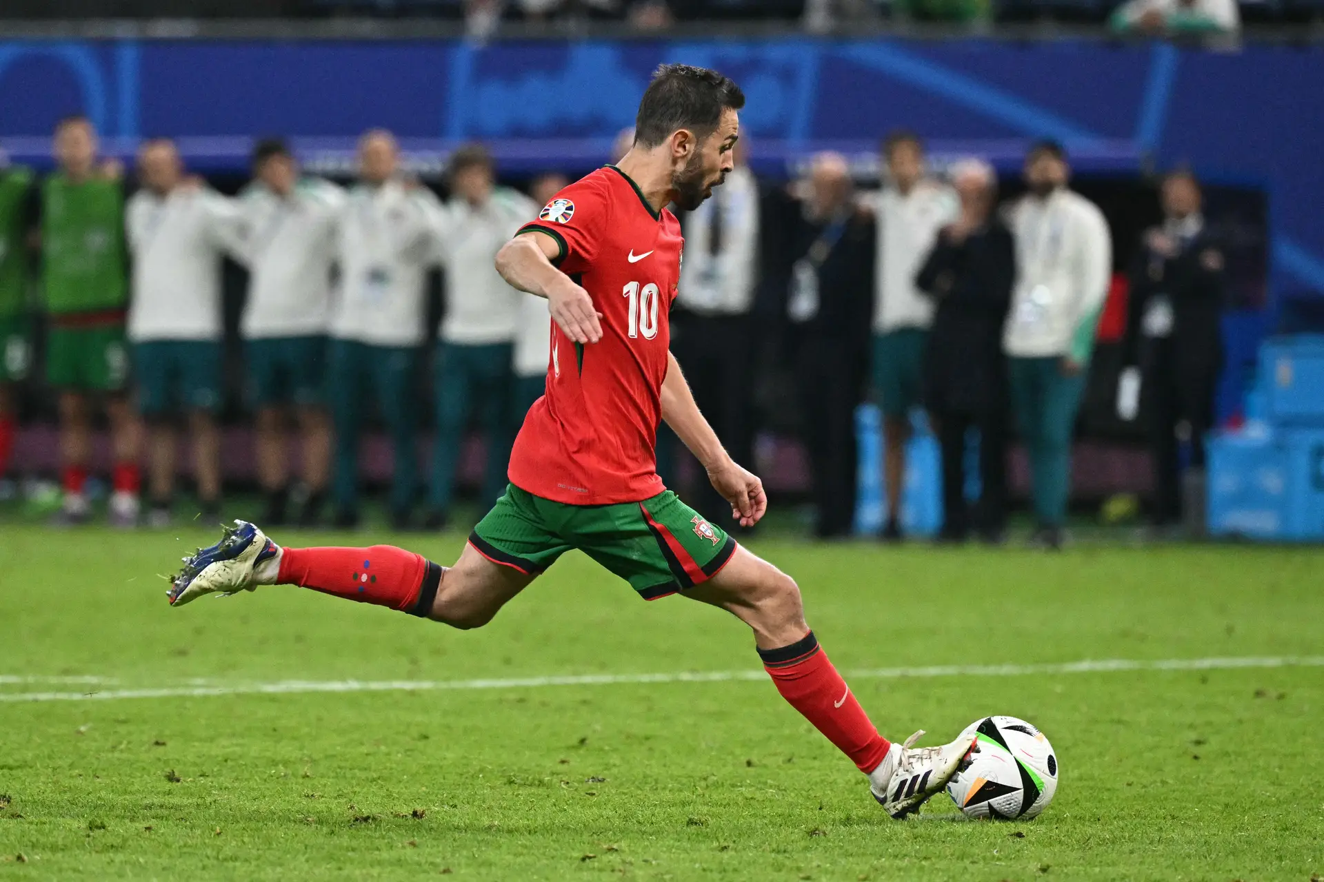 Bernardo Silva: “Nestas competições curtas, nem sempre ganham as equipas que jogam melhor”
