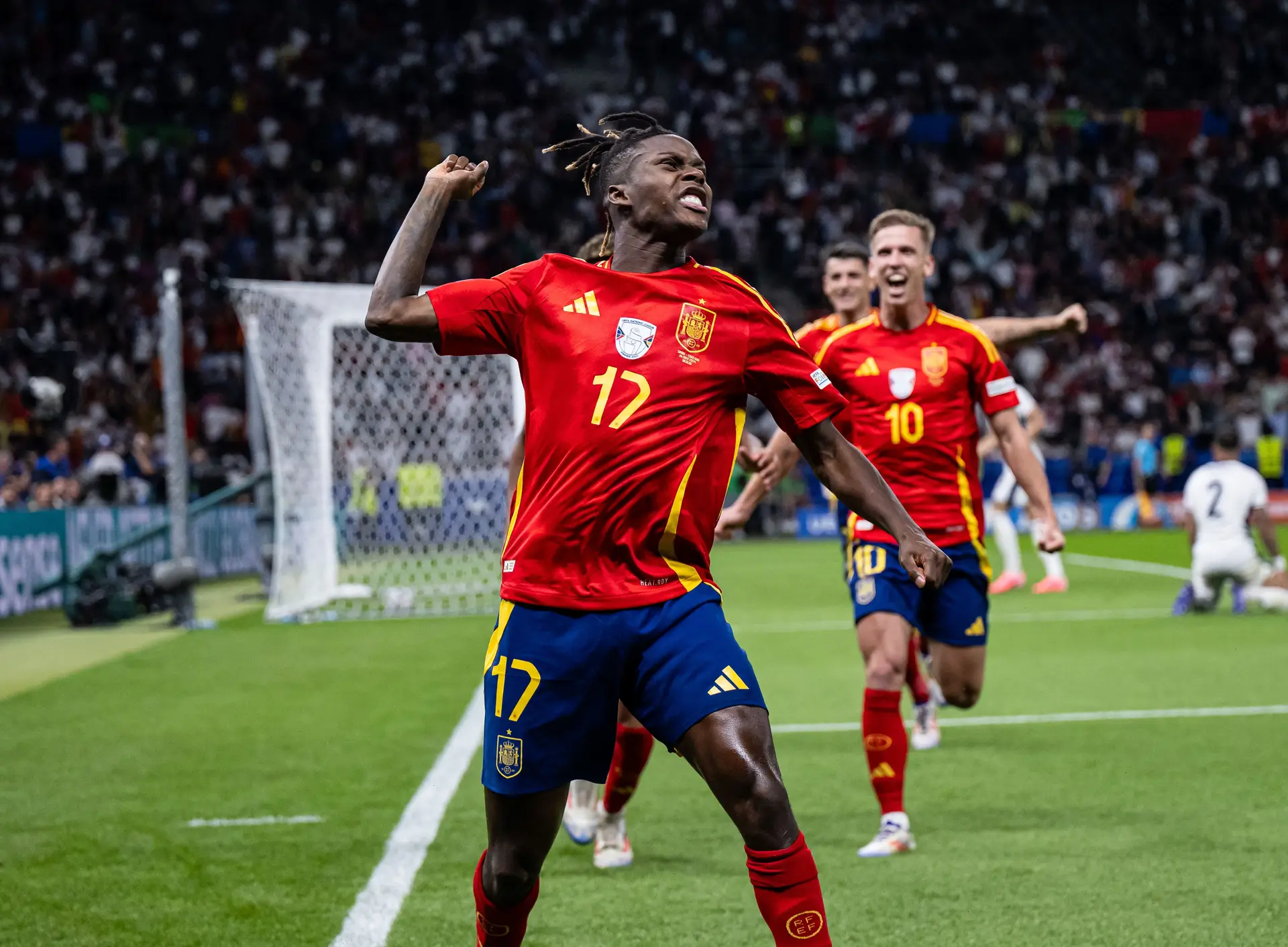 A Espanha é campeã da Europa porque o futebol ainda sorri de volta a quem não o jogar com medo