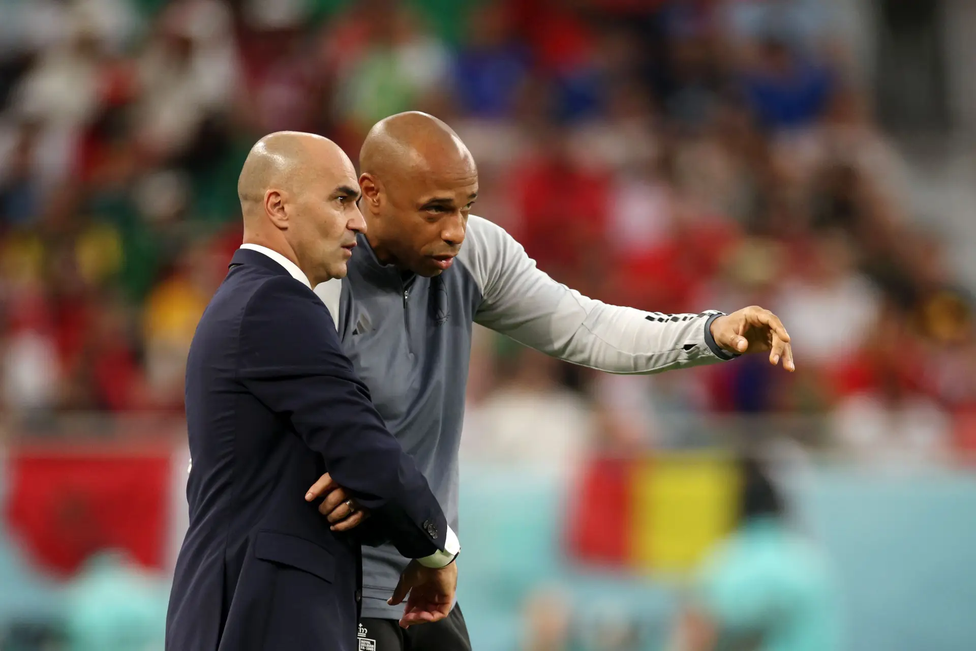 Thierry Henry está nos Jogos depois de levar “tantas negas como na escola”. Mas Henry, homem de mil facetas, parece ser inimigo de dar negas
