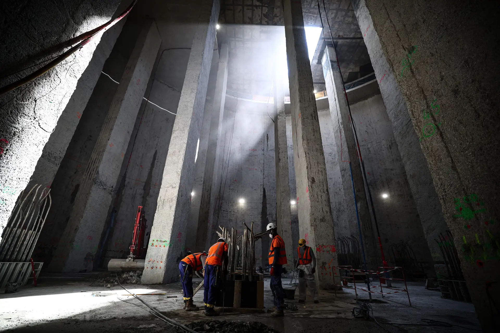 Le Bassin d’Austerlitz: a obra faraónica de 30 por 50 metros e €1,3 mil milhões não impediu a poluição no Sena e as infeções nos atletas