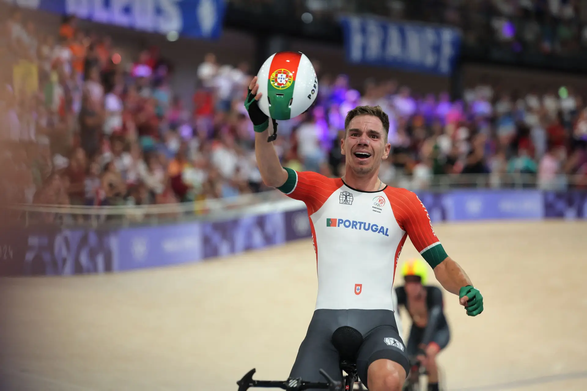 A família Oliveira tem “o dom de vencer” no ciclismo de pista (os primeiros passos de um medalha de ouro)