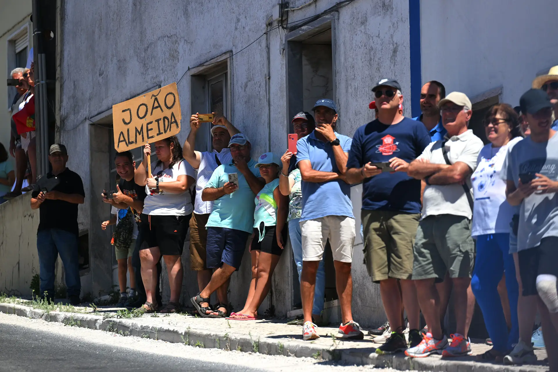 Em dia de homenagem ao ciclismo português, Kaden Groves continuou a sua história de amor com a Vuelta