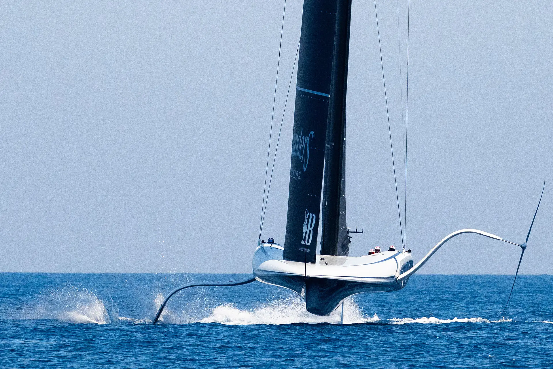 Taça América: a regata dos multimilionários em que ganha o barco que melhor voar