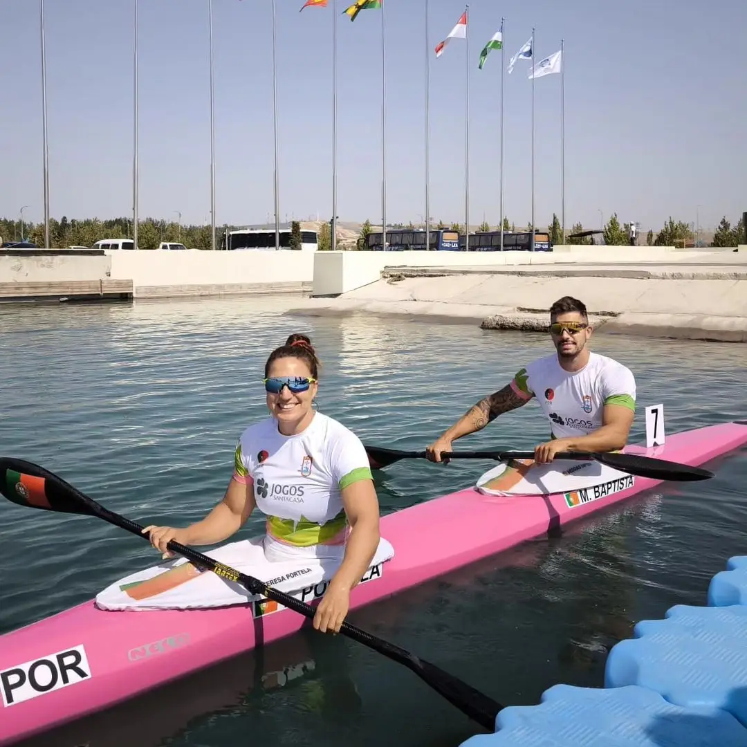 Teresa Portela e Messias Baptista campeões do mundo em K2 500 misto