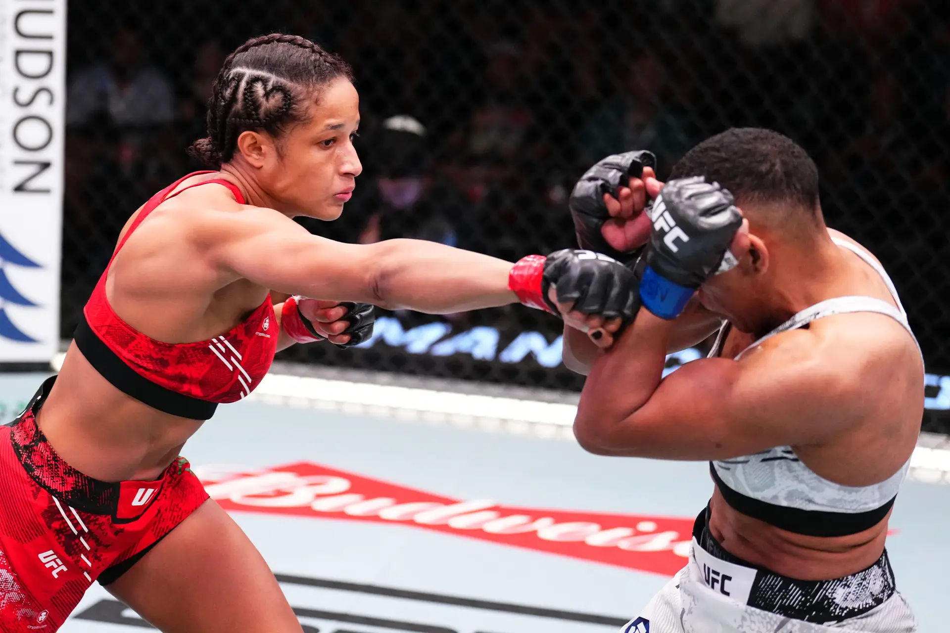 Portuguesa vence segunda luta no UFC. “Sou a Jacqueline Cavalcanti. Estou aqui para ser campeã”