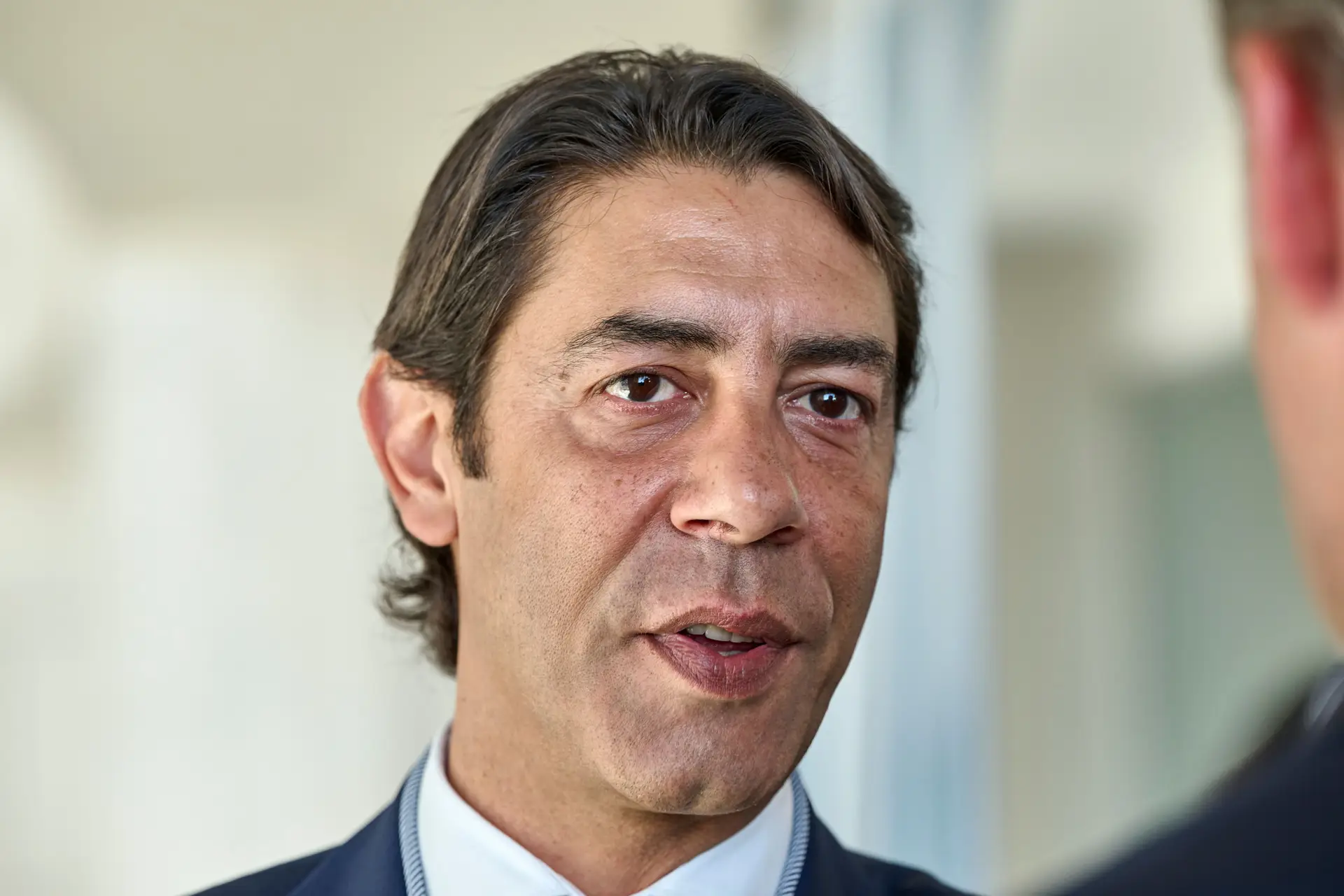 Rui Costa despediu Schmidt agora, e não em maio, porque acreditava “plenamente” que “era mais fácil fazer o primeiro ano do que o segundo”