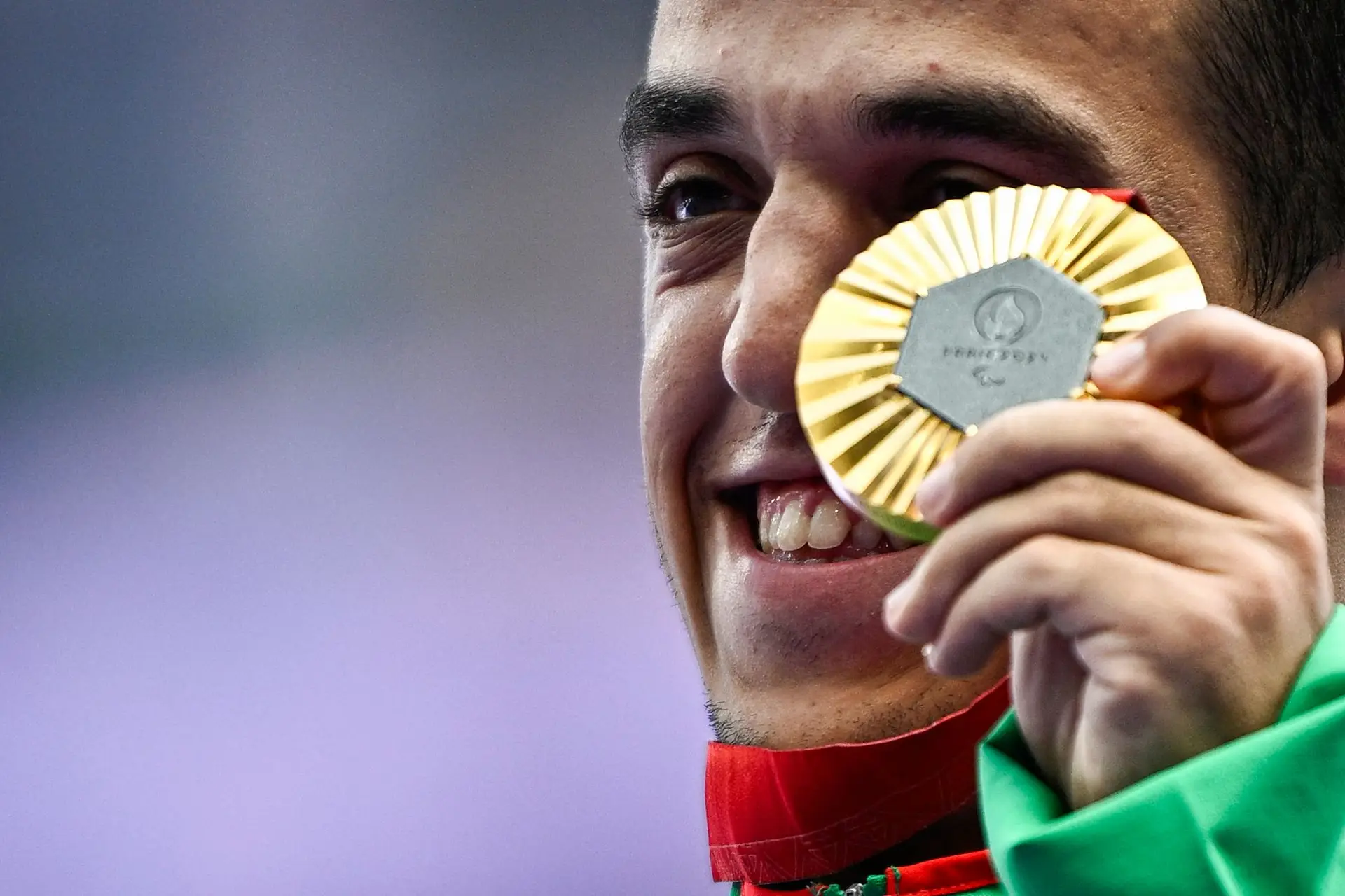 Miguel Monteiro, o novo campeão paralímpico português, tem um pedido a fazer: “Nós precisamos de atletas e que os pais libertem os filhos”