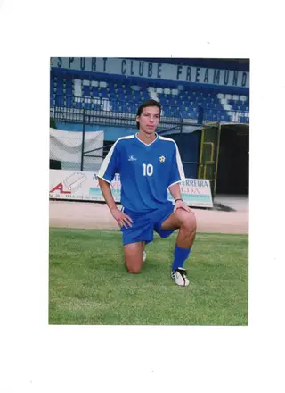 O médio defensivo fez toda a formação no Freamunde 