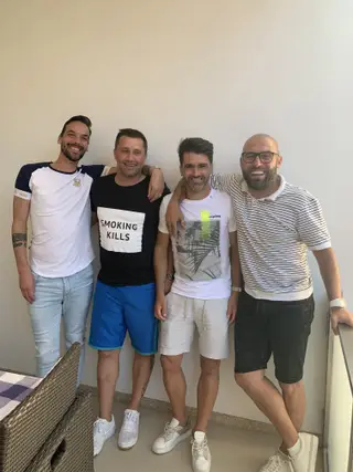 Leão (à esquerda) com os amigos Manuel José, Filipe e Tony