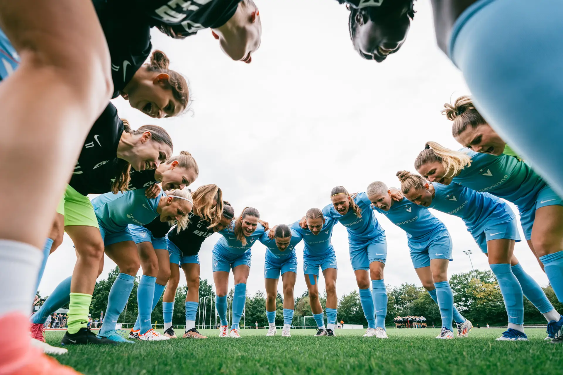 Em Berlim, um clube faz as coisas de outra maneira: fundado por mulheres, só tem futebol feminino e gere-se como uma startup