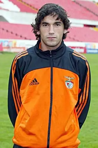 Ainda na faculdade, Eduardo foi convidado para ser adjunto de Zé Luís, nos juvenis do Benfica