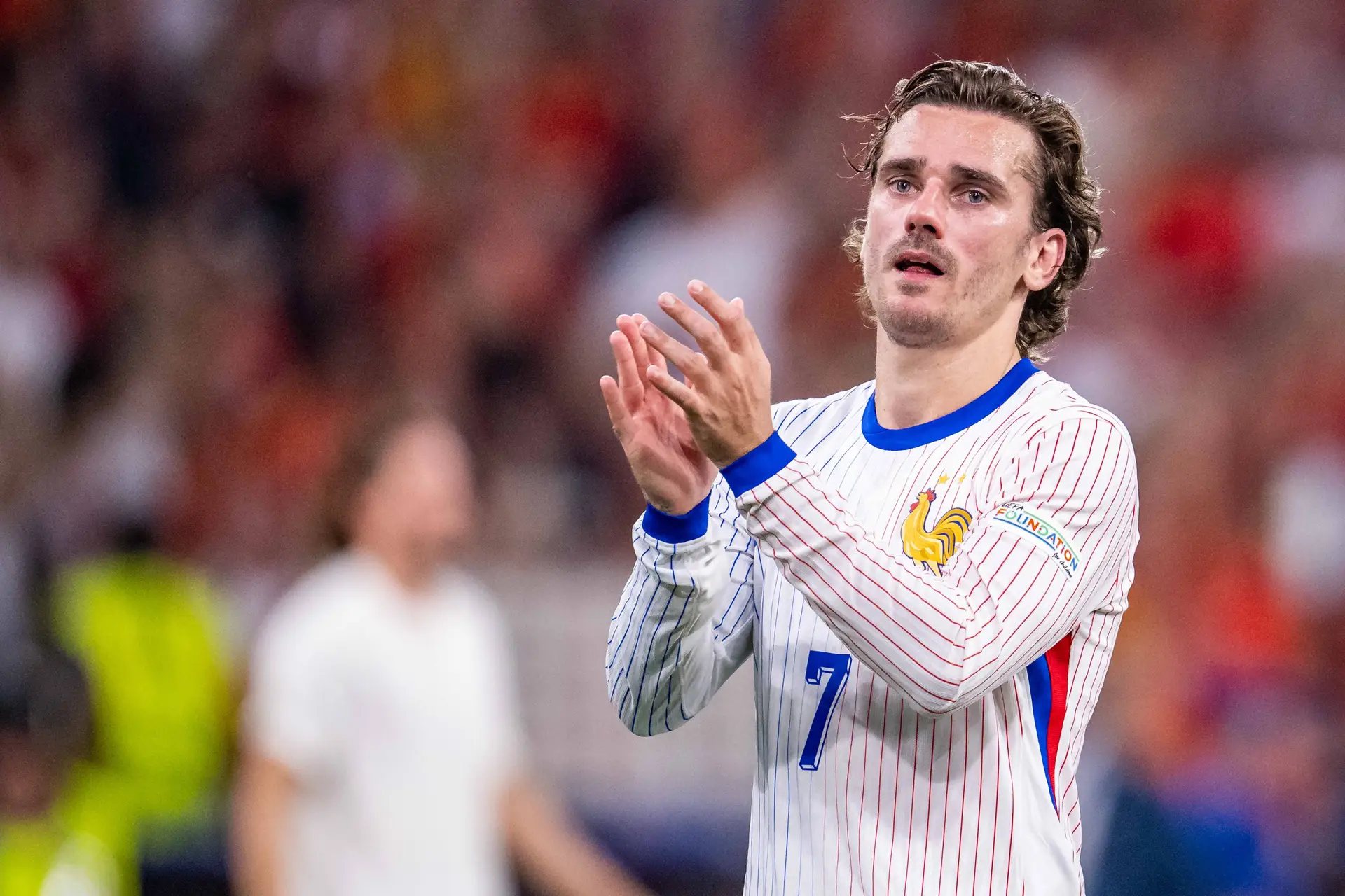 “Estou a fechar este capítulo da minha vida”: Antoine Griezmann anuncia retirada da seleção francesa