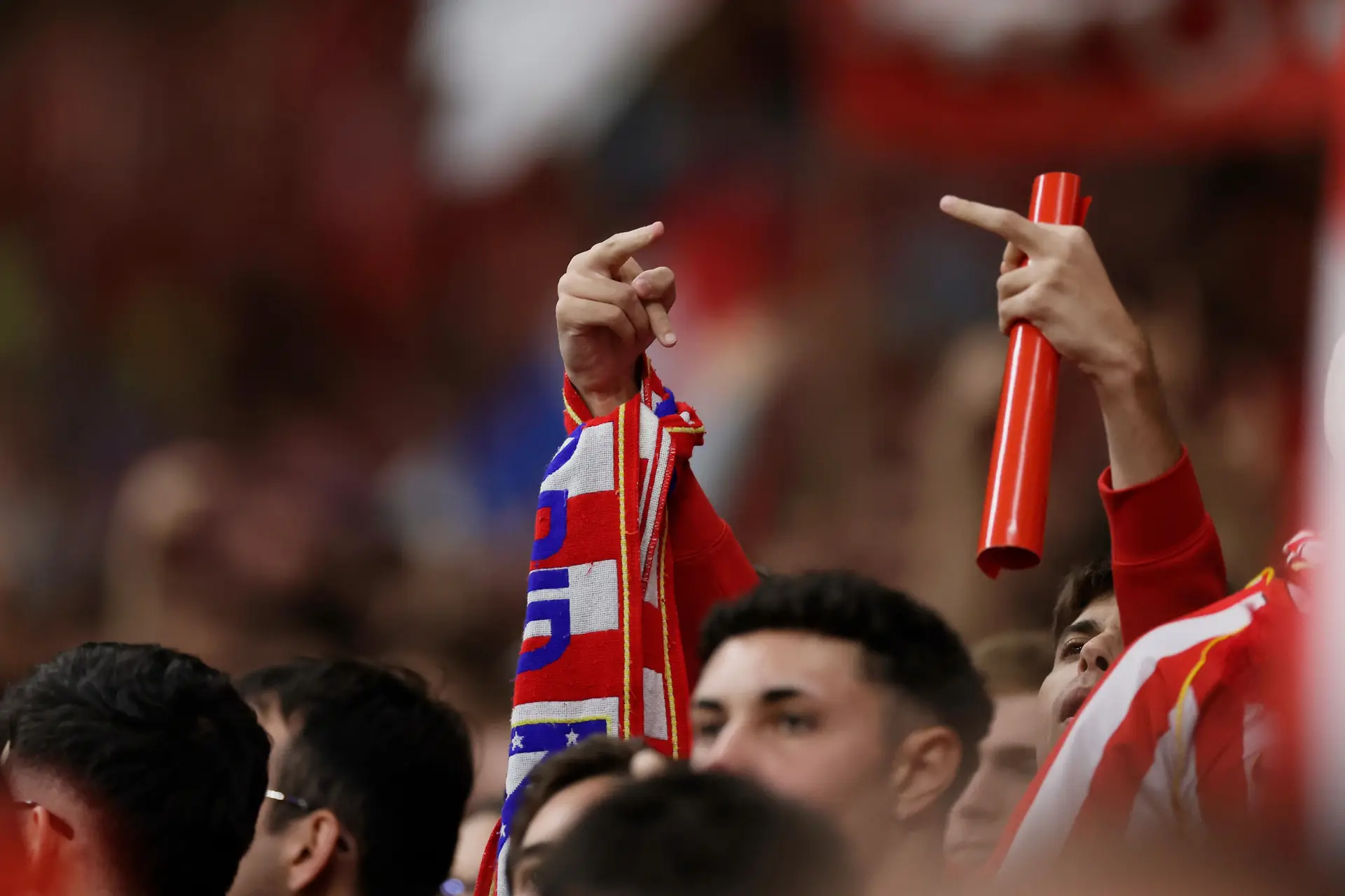 De Espanha até vieram ‘spotters’ para ajudar a PSP a vigiar os 150 ultras do Atlético de Madrid esperados no jogo contra o Benfica