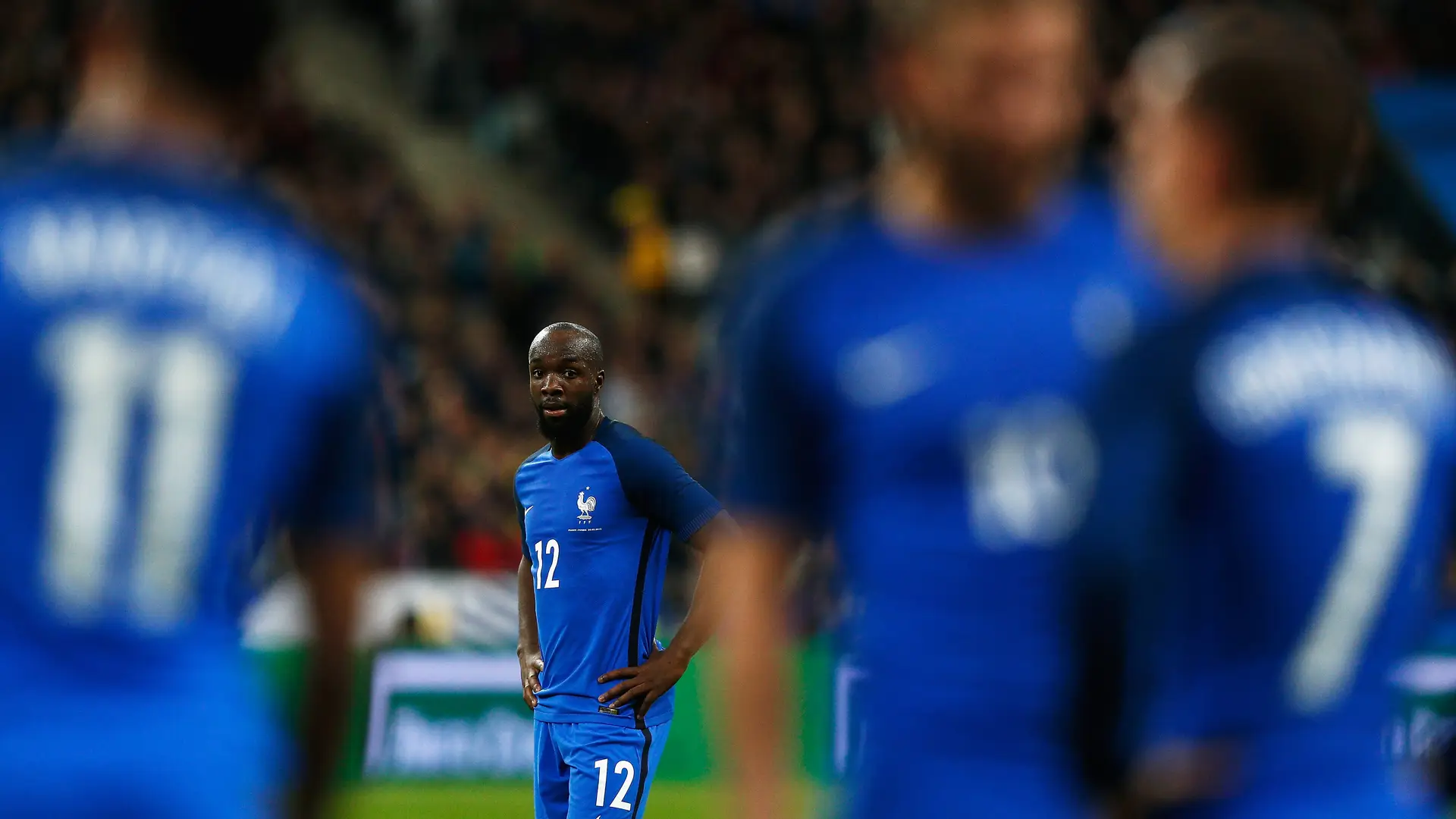 Os clubes podem deixar de pagar por jogadores que têm contrato? Depois do Tribunal Europeu dar razão a Lassana Diarra, talvez