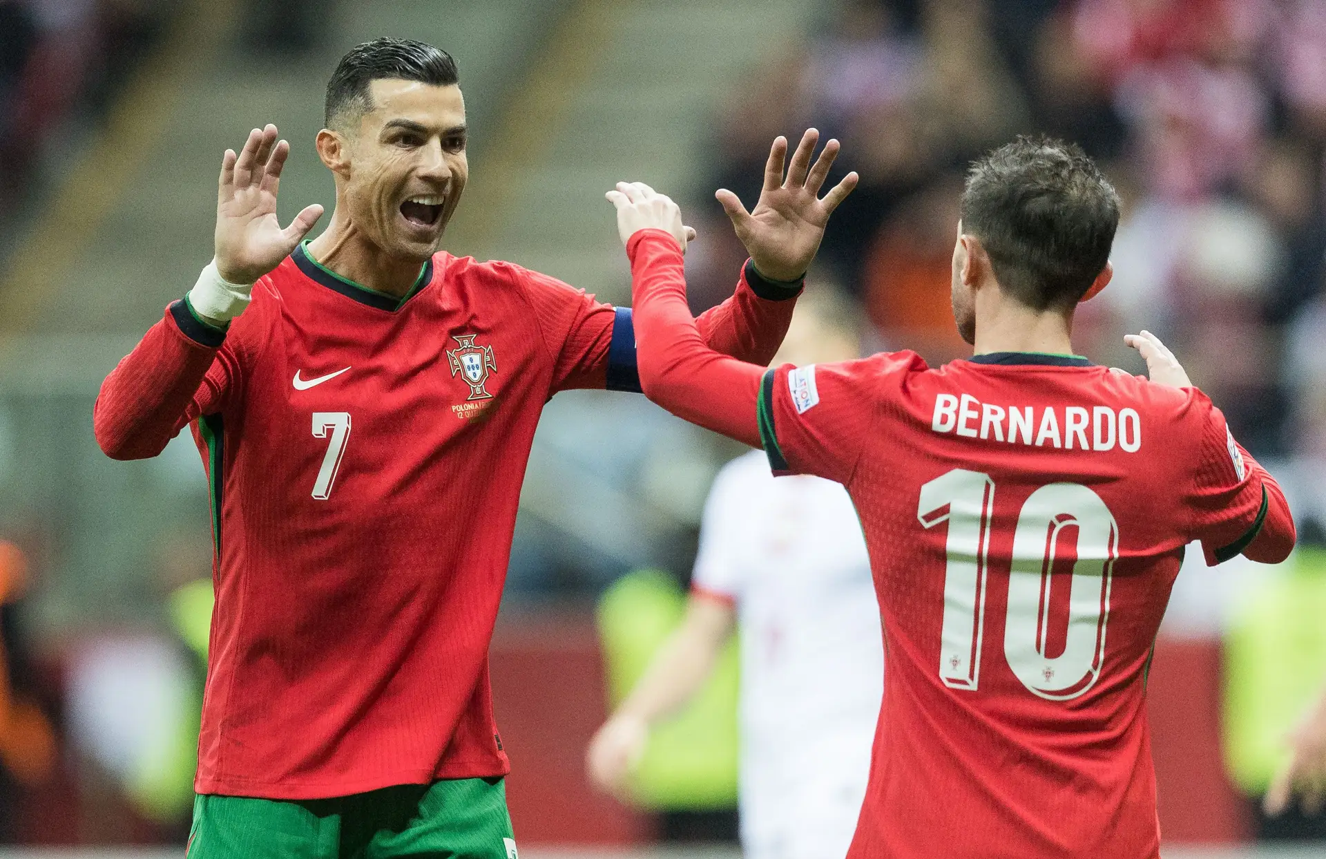 Portugal foi à Polónia encontrar-se com o bom futebol e reencontrar-se com a intranquilidade