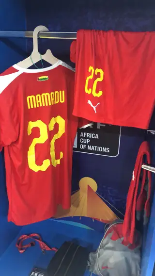 Um pormenor do cacifo de Mamadu Candé da seleção da Guiné-Bissau, na CAN