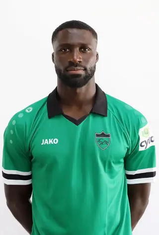 Na época 2019/20, o central assinou pelo Olympiakos Nicosia, de Chipre 