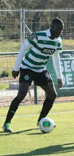 Em 2013/14 o central regressou ao Sporting