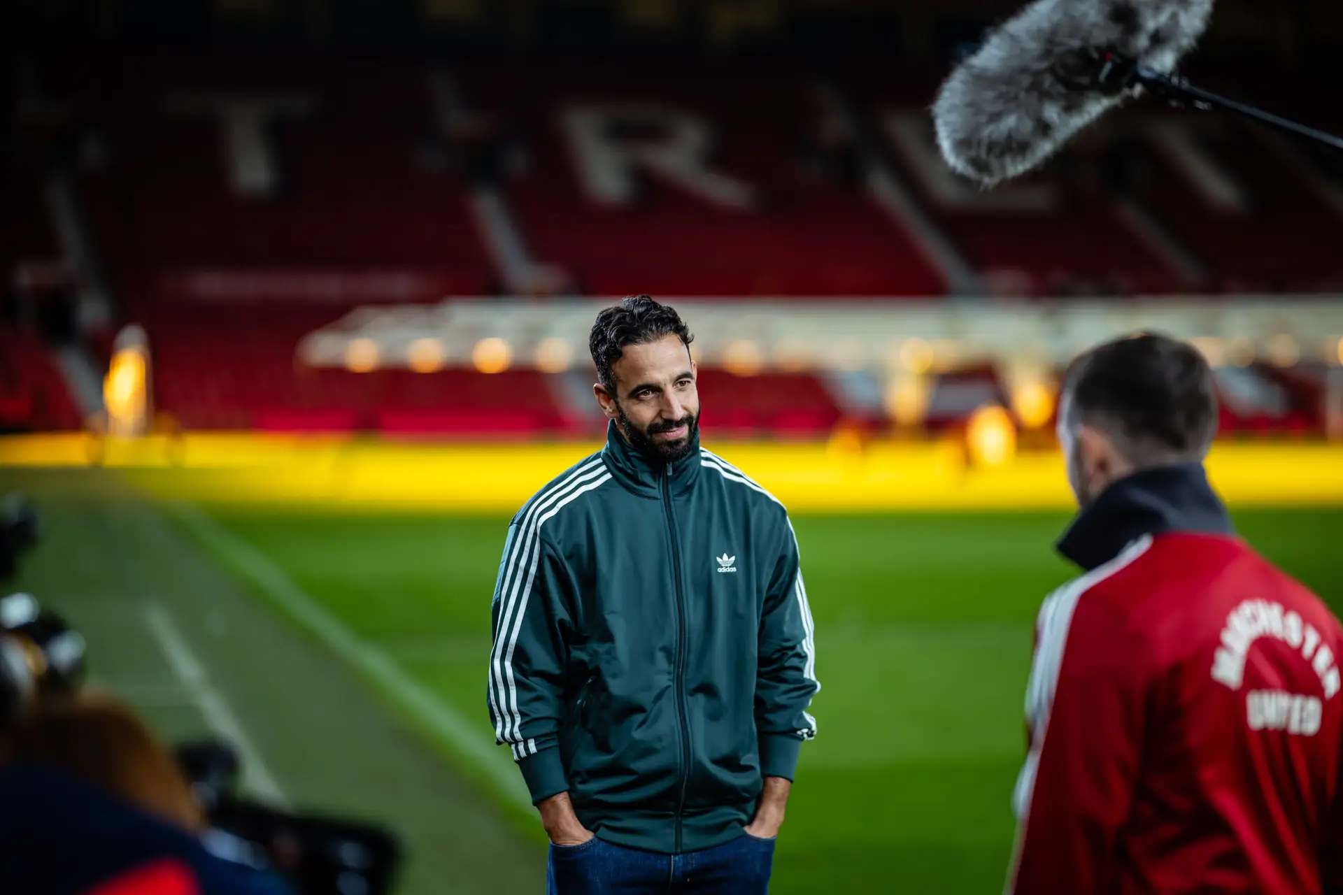 Ruben Amorim, o poeta: as memórias, as garantias e o peso da história na primeira entrevista como treinador do Man. United