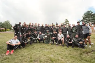 No estágio do FC Noah, Rui Mota levou a equipa a praticar Paintball