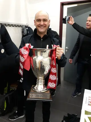 Rui com a Taça da Bélgica, conquistada ao serviço do Standard Liège