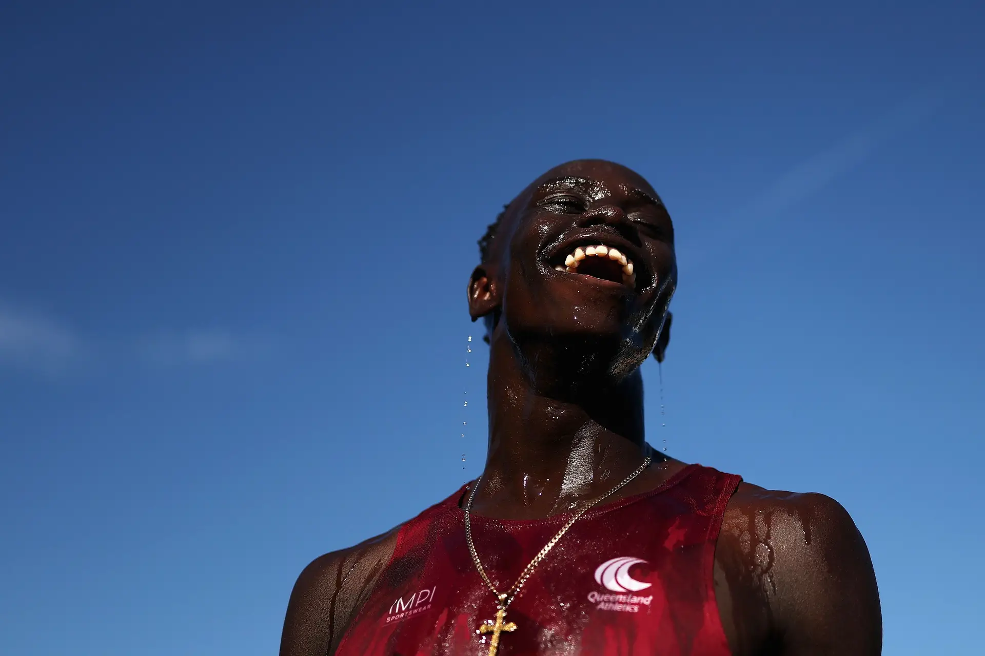 Ele tem 16 anos, o seu nome é a repetição de uma doença e já corre mais rápido do que Usain Bolt corria na sua idade