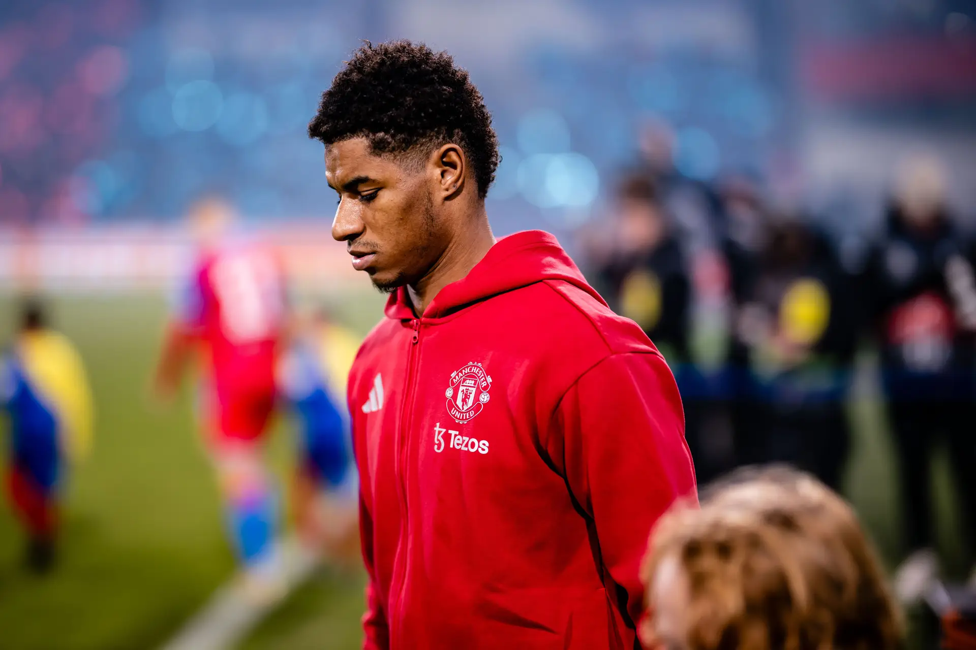 Dos quatro autocarros para ir treinar ao desejo de rutura: a relação de Rashford com o Man. United desgastou-se e Amorim tem um problema