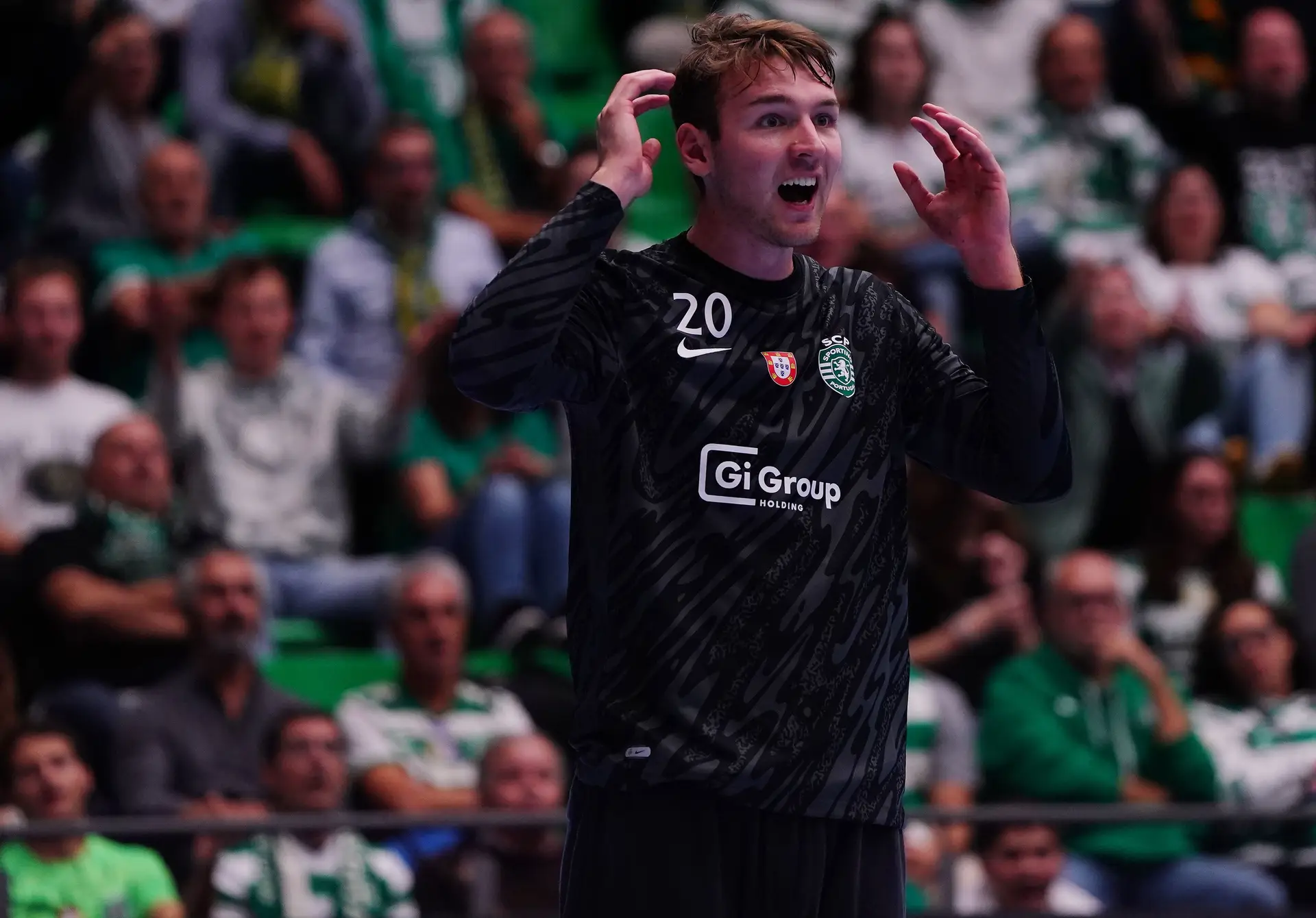 Ser louco aprende-se: uma lição de Kristensen, o guarda-redes ilógico que quer ser tão “estável” no Mundial de andebol como é no Sporting