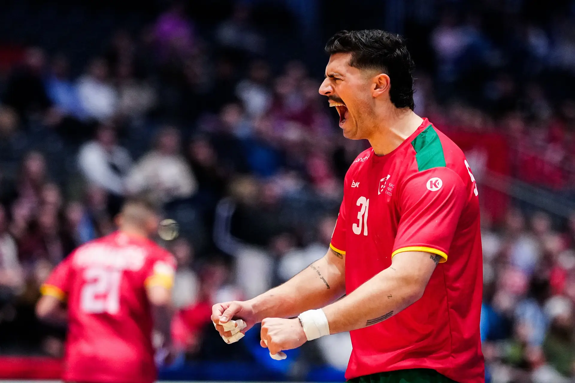 Salvador² foi-se “moldando”. Deixou “o egoísmo de parte” e está aí para “o trabalho sujo ou o que lhe queiram chamar” na seleção de andebol