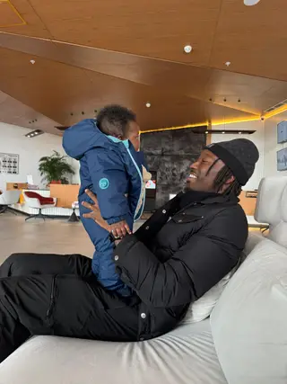Mané cumpriu o sonho de ser pai de um rapaz há cinco meses. O filho chama-se Saint