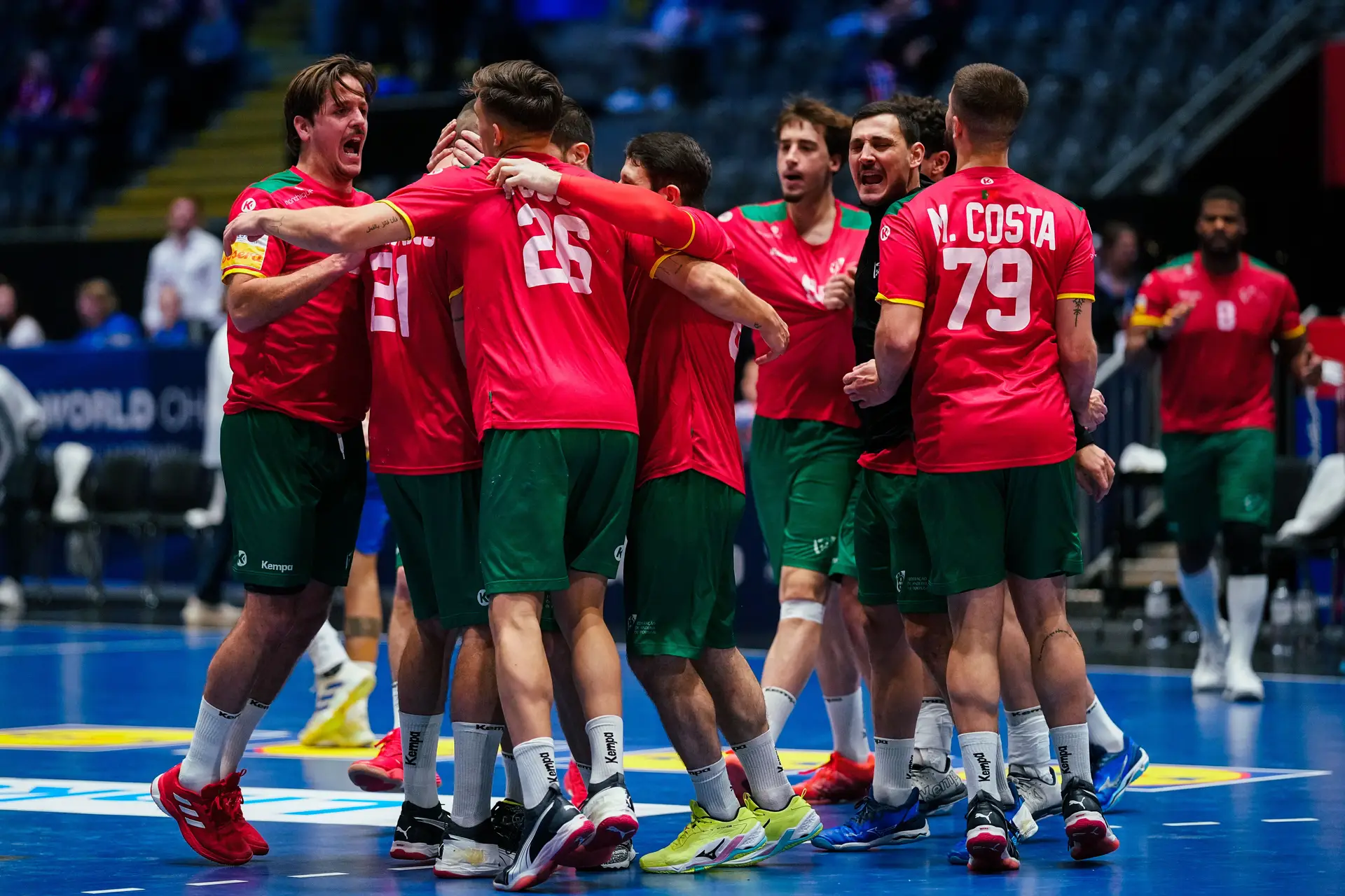 Só no final Portugal deu à Costa, mais do que a tempo para ganhar ao Brasil e garantir a ‘main round’ no Mundial de andebol