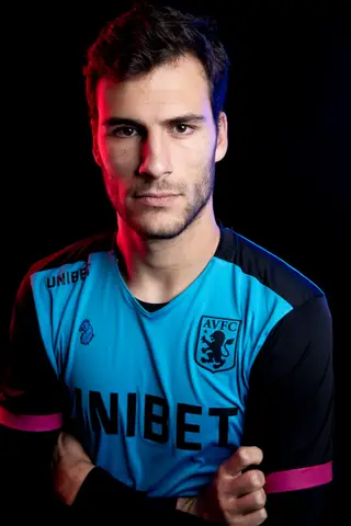 Em 2018/19, André Moreira iniciou a época no Aston Villa, da Inglaterra